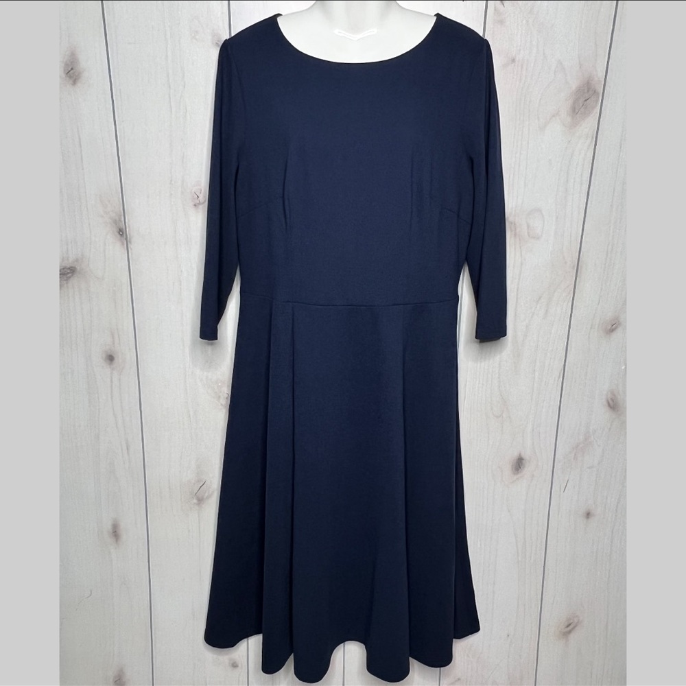 Navy Blue 3/4 Sleeve Fit & Flare Round Skirt Dress